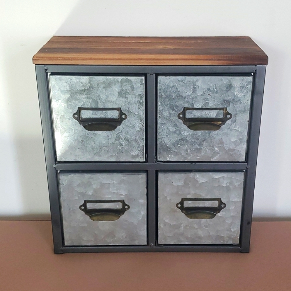 Farmhouse Metal Drawer Set